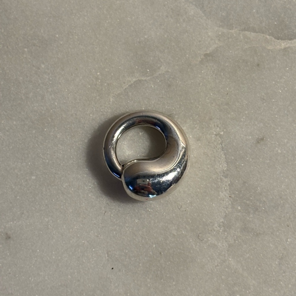 Tiffany Sterling Silver Elsa Peretti Eternal Circle Pendant
